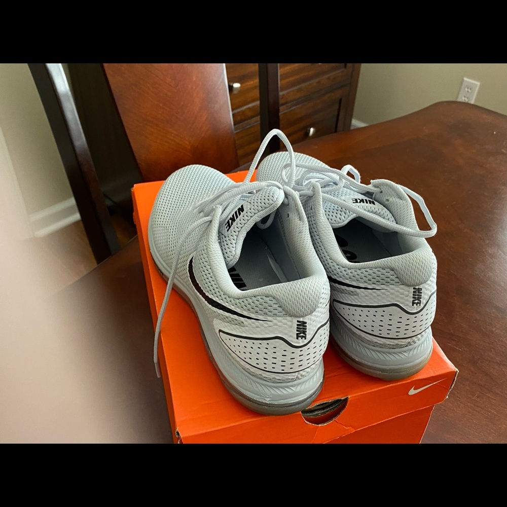 COPY - Nike Zoom All Out Low 2
